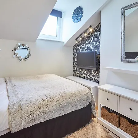 Holiday home Host & - North Bay Scarborough
